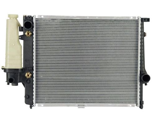 قطعات اتوماتیک 17111719309 رادیاتور خنک کننده موتور خودرو برای BMW 5 E34 520i 2 AT 1989-1992